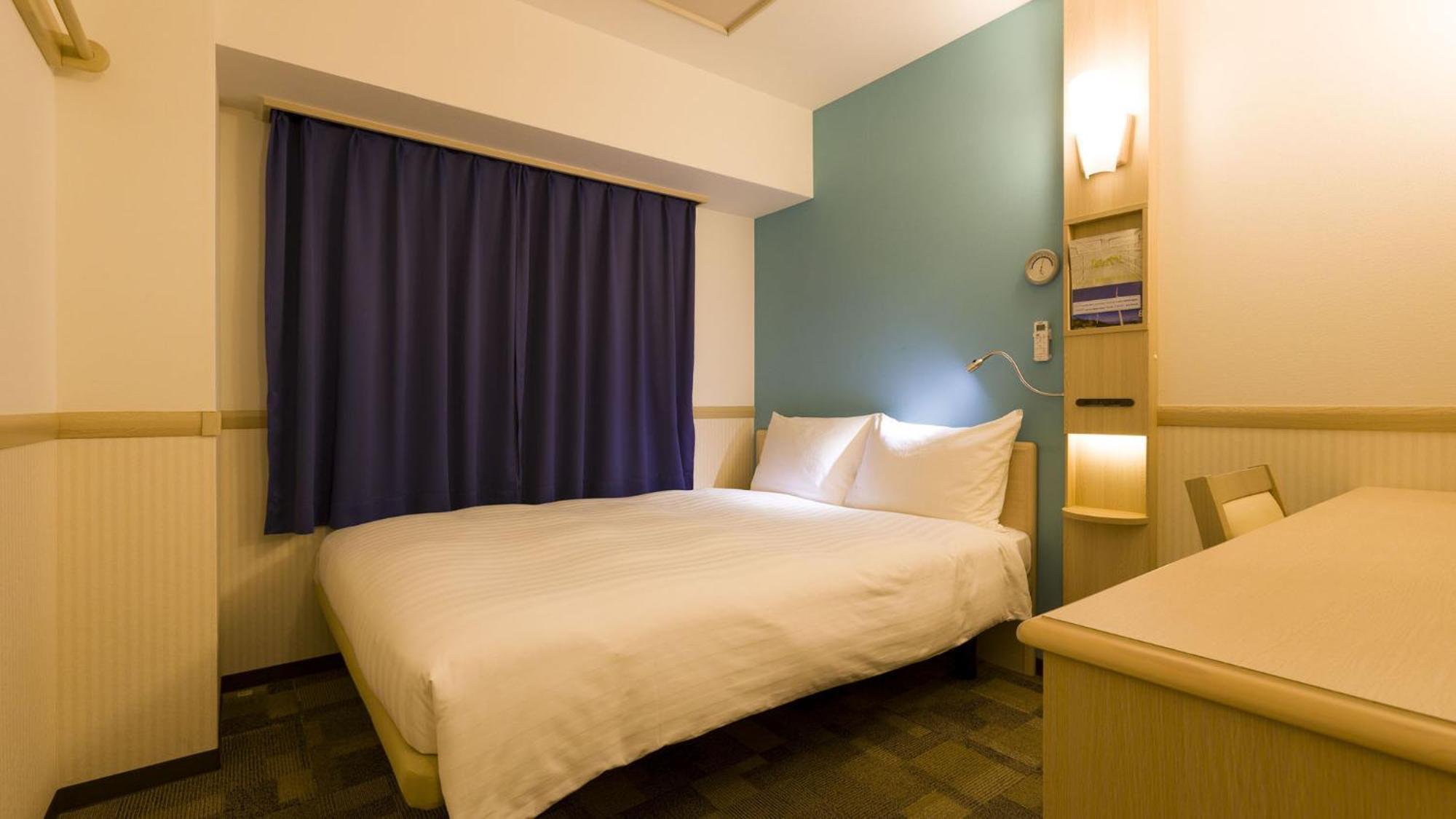 Toyoko Inn Hiroshima-Eki Stadium Mae Rum bild