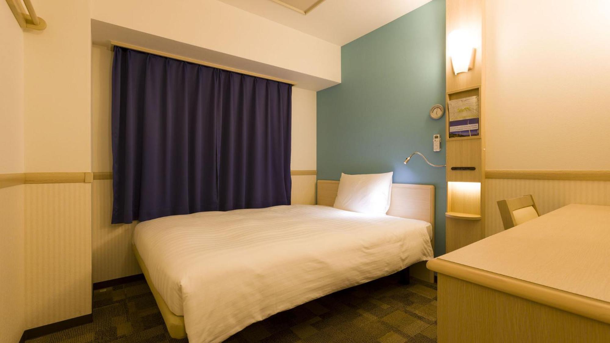 Toyoko Inn Hiroshima-Eki Stadium Mae Rum bild