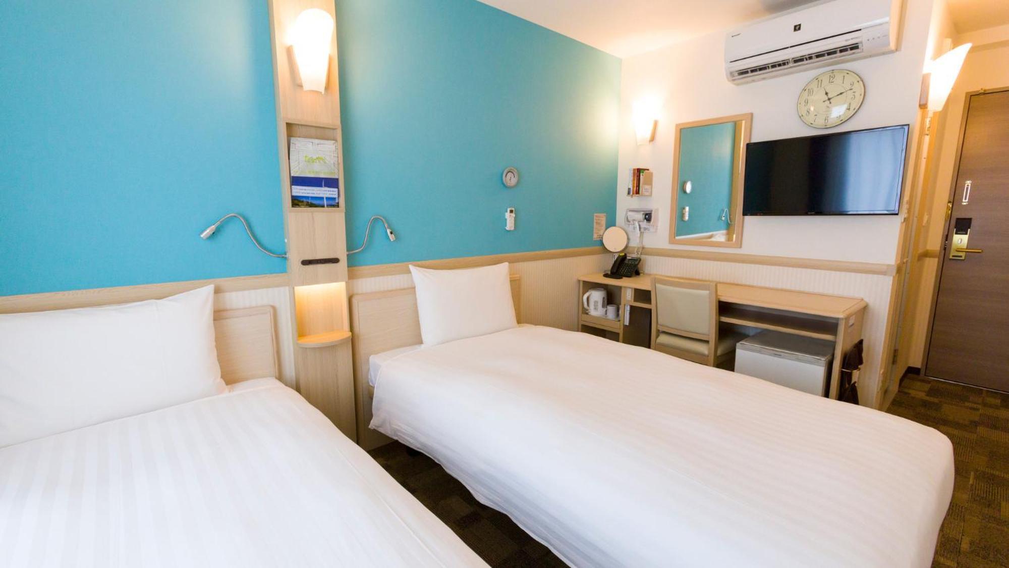 Toyoko Inn Hiroshima-Eki Stadium Mae Rum bild